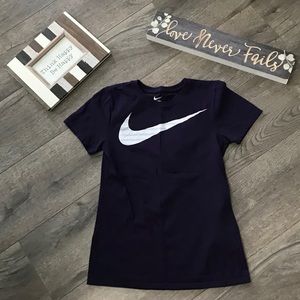 Nike Women’s Tshirt